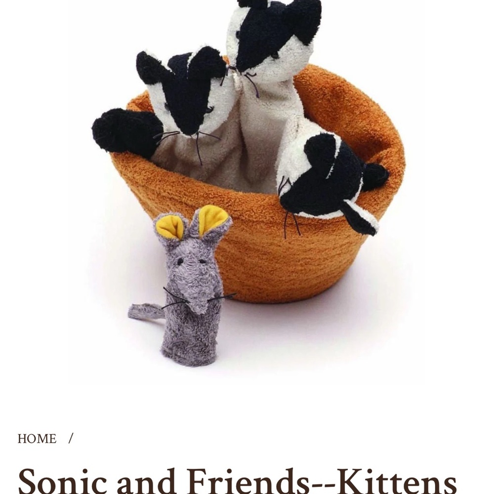 New Sonic and Friends hand puppet in brown basket. It’s as fun as it is adorable